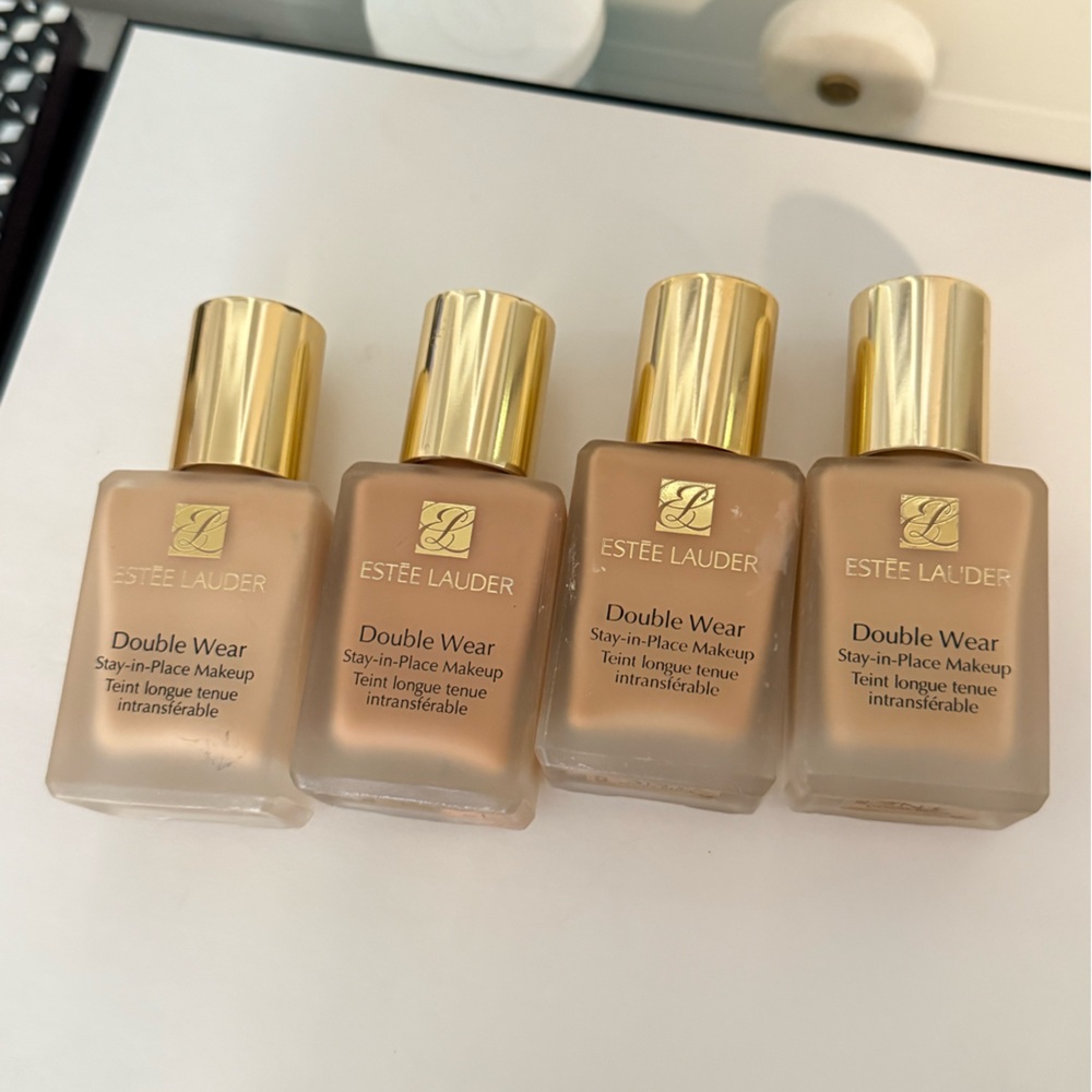 Bundle of 4 Estee Lauder double wear